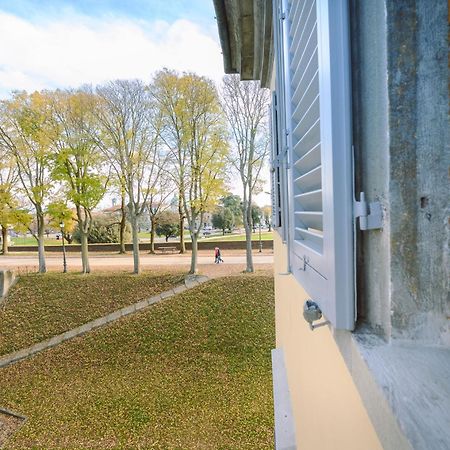 Palazzo Froussard B&B And Living Lucca Bagian luar foto