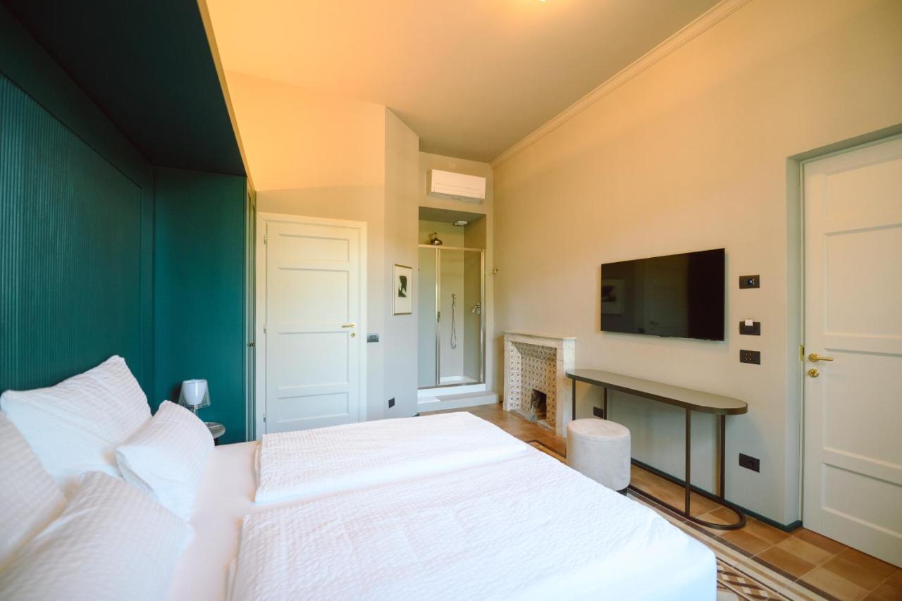 Palazzo Froussard B&B And Living Lucca Bagian luar foto