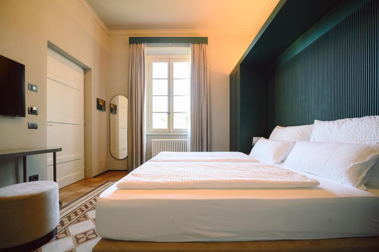 Palazzo Froussard B&B And Living Lucca Bagian luar foto