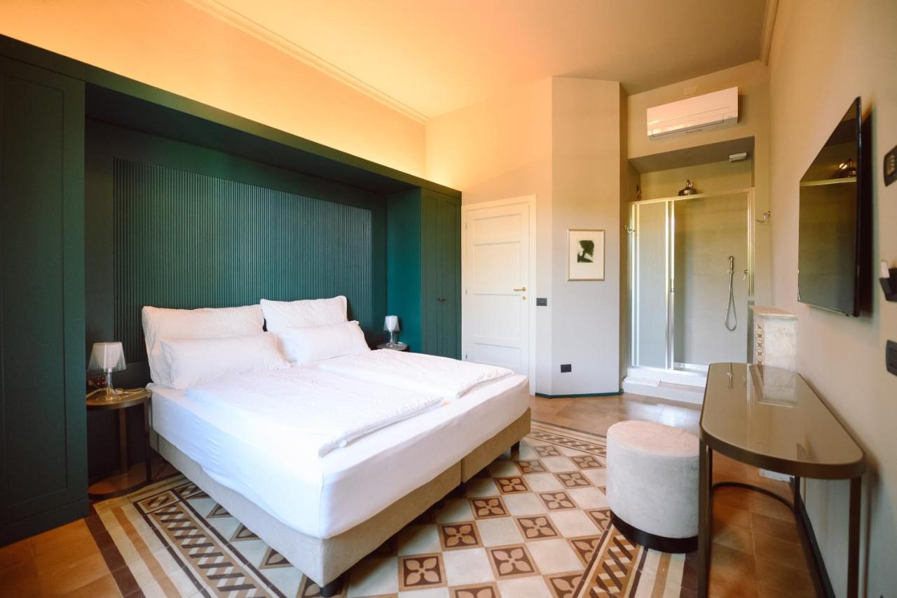 Palazzo Froussard B&B And Living Lucca Bagian luar foto