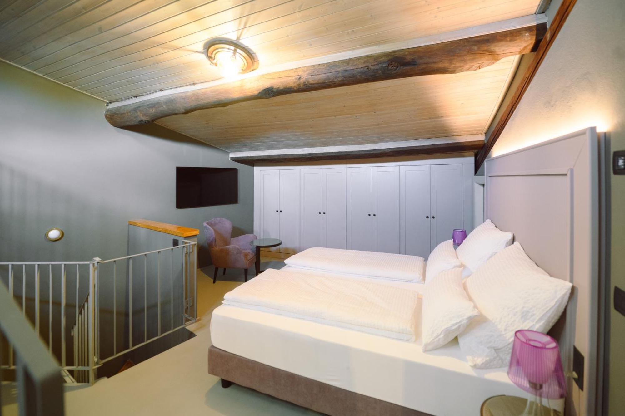 Palazzo Froussard B&B And Living Lucca Bagian luar foto