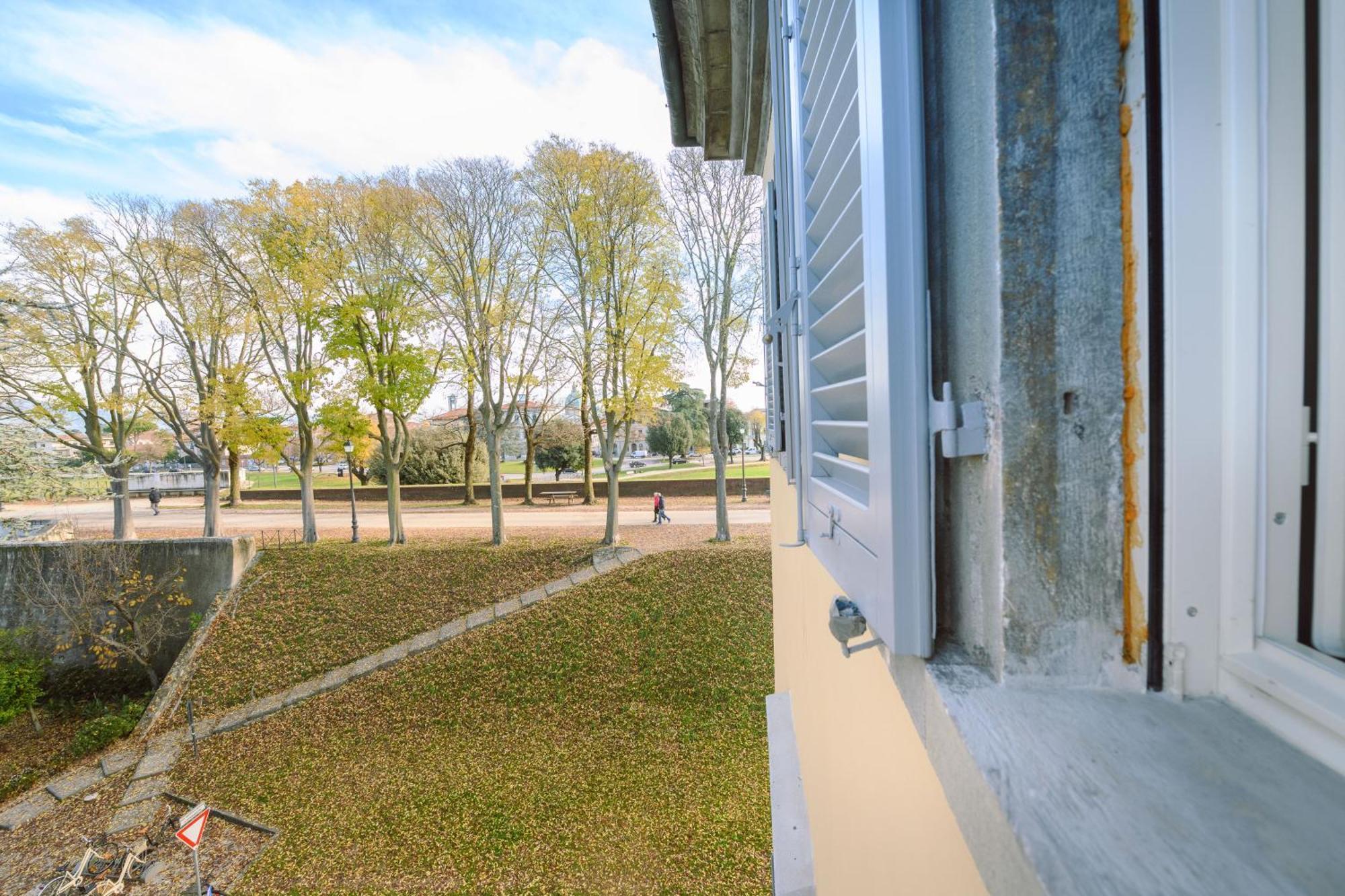 Palazzo Froussard B&B And Living Lucca Bagian luar foto